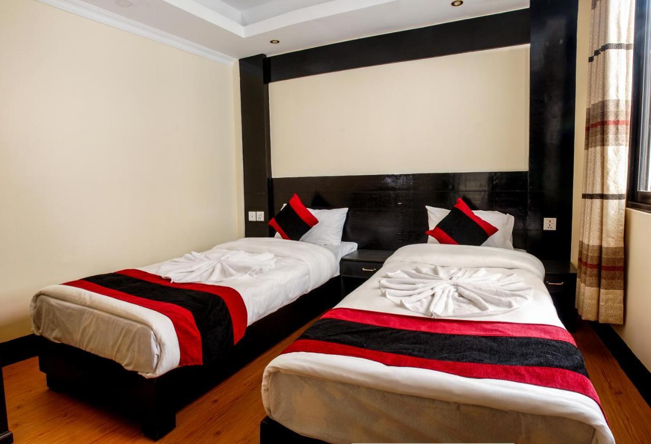 Kathmandu Regency Hotel Bagian luar foto