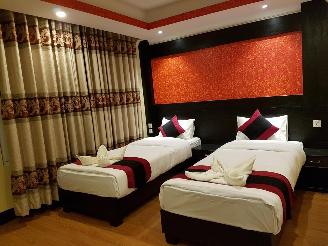 Kathmandu Regency Hotel Bagian luar foto