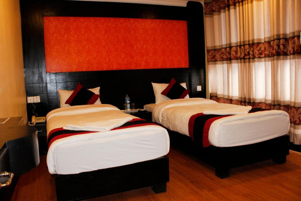 Kathmandu Regency Hotel Bagian luar foto
