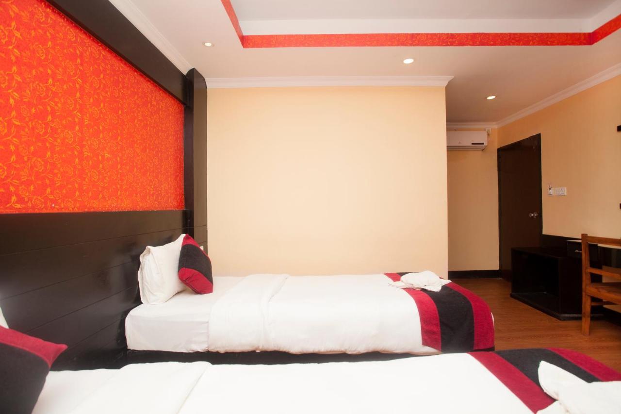 Kathmandu Regency Hotel Bagian luar foto