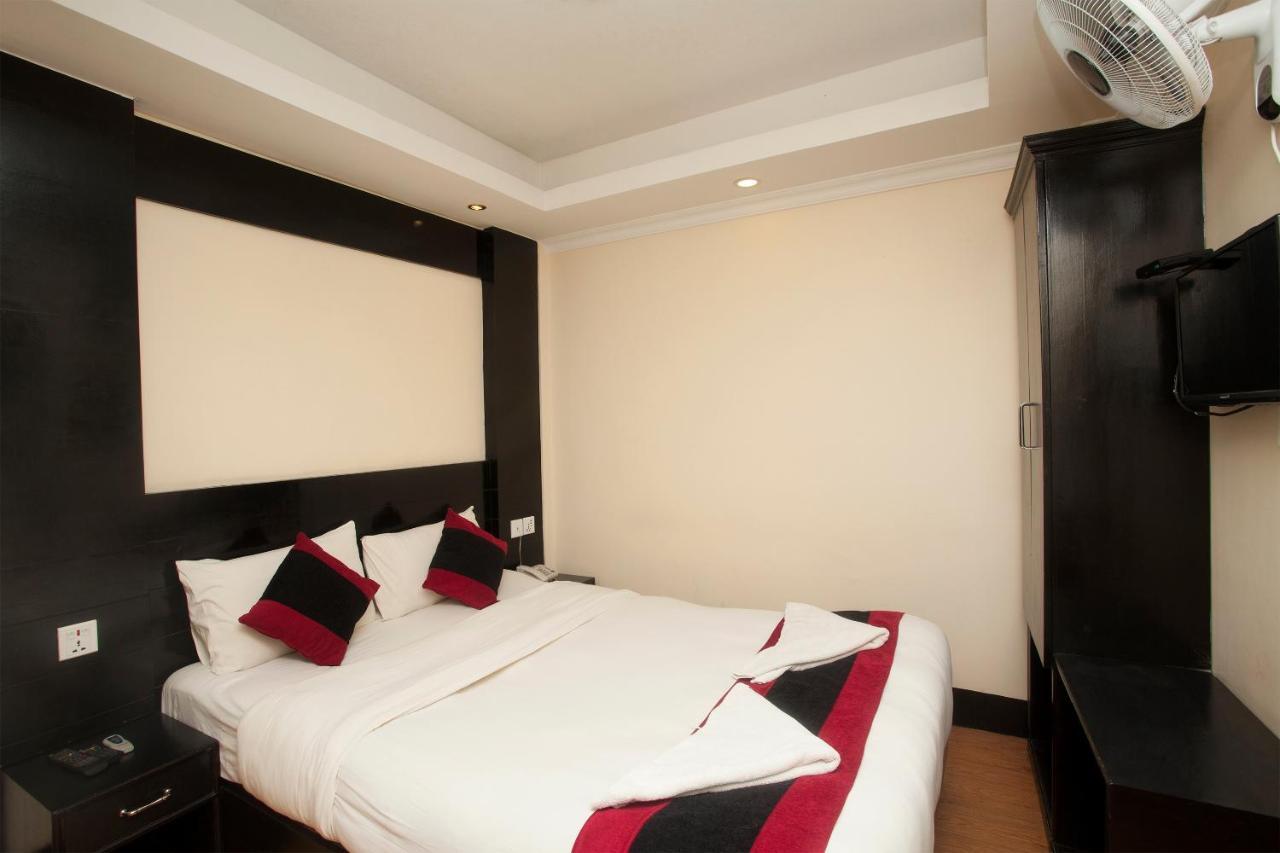 Kathmandu Regency Hotel Bagian luar foto