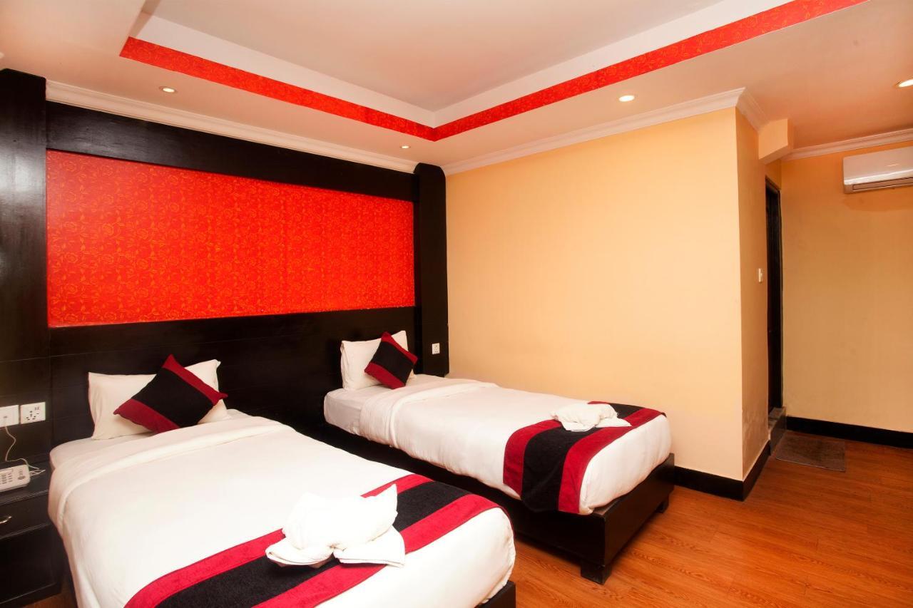 Kathmandu Regency Hotel Bagian luar foto