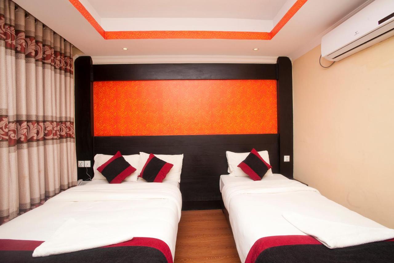 Kathmandu Regency Hotel Bagian luar foto